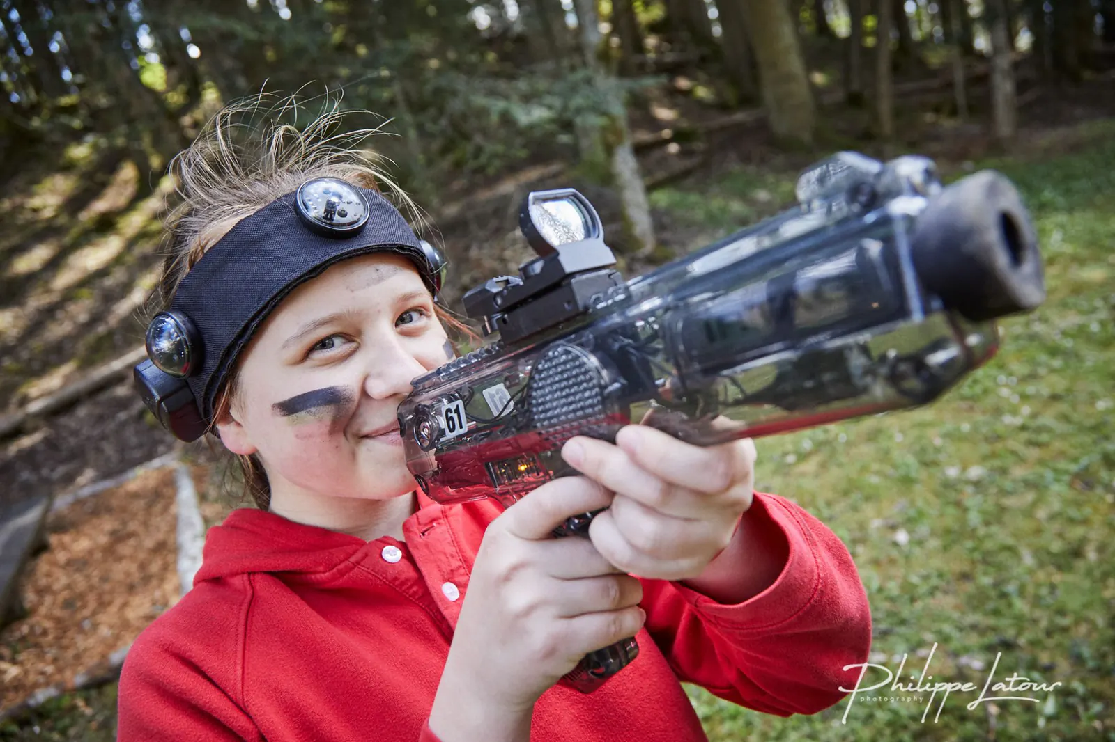 Outdoor laser game