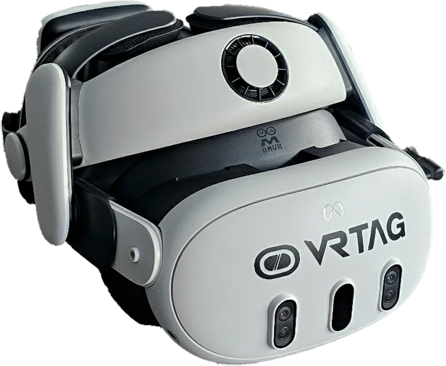 Konfiguriertes Quest-3-Headset mit VRTAG-Branding